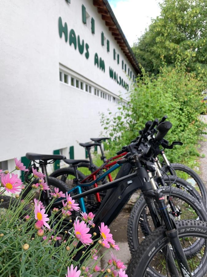Haus Am Waldrand Aparthotel 3*