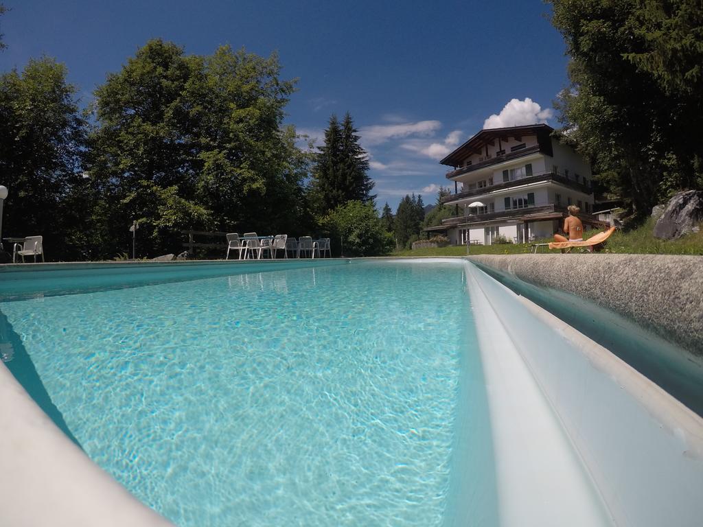 Haus Am Waldrand Aparthotel Flims