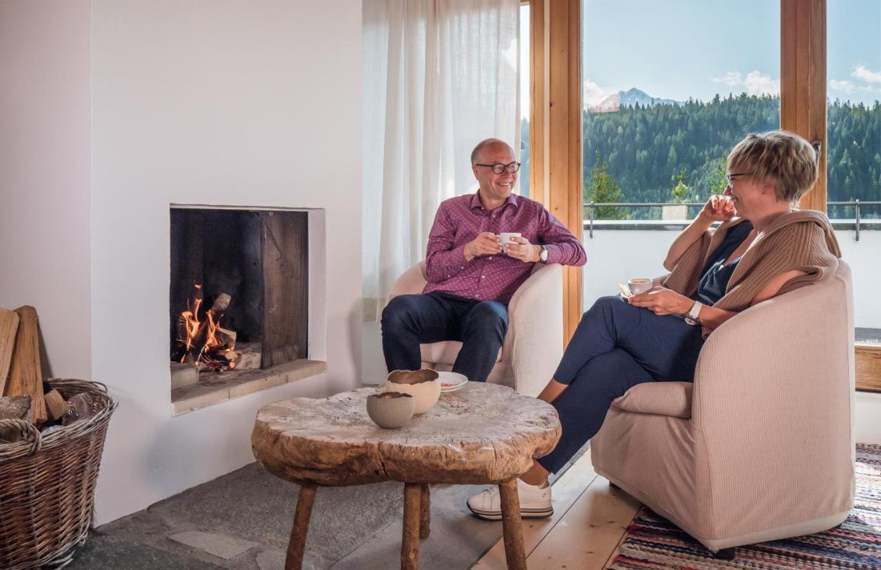 Aparthotel Haus Am Waldrand Flims