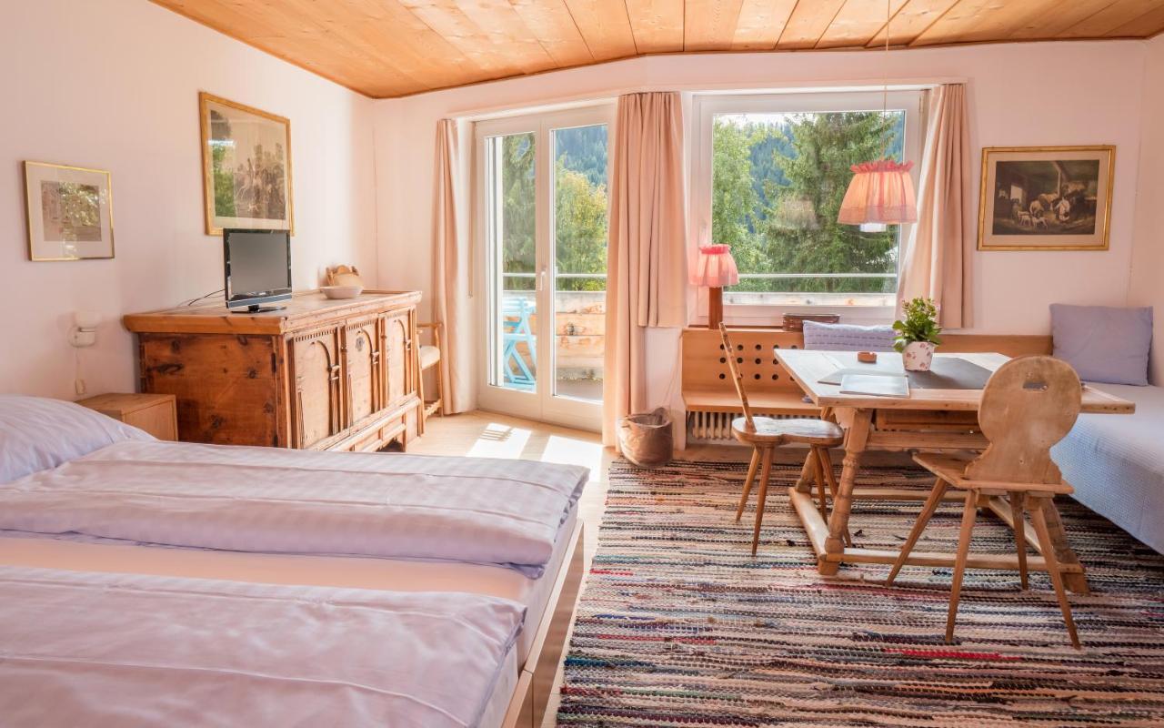 Haus Am Waldrand Aparthotel